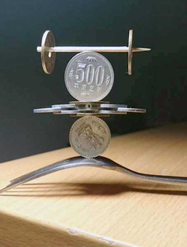 Extreme Coin Stacking (14 photos)