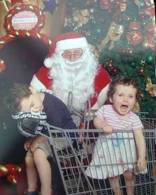 Kids Who Hate Santa (30 photos)