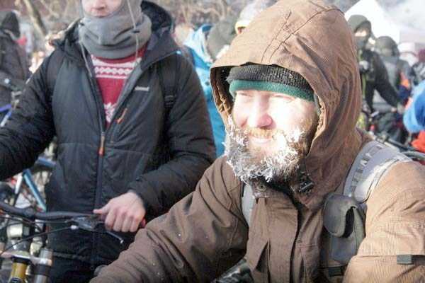 Amusing Winter Pics from Russia (42 photos)
