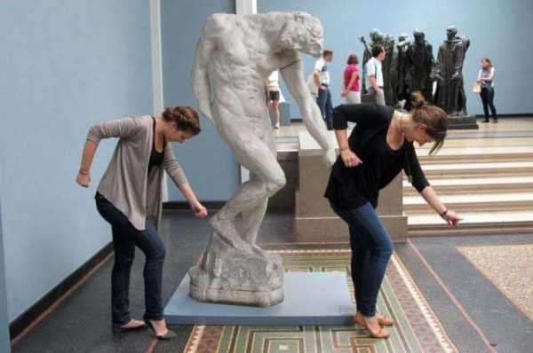 fun with statues 41