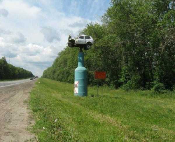 Cars Spotted in the Most Unusual Places (34 photos)