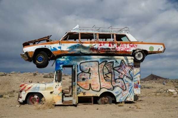 Cars Spotted in the Most Unusual Places (34 photos)