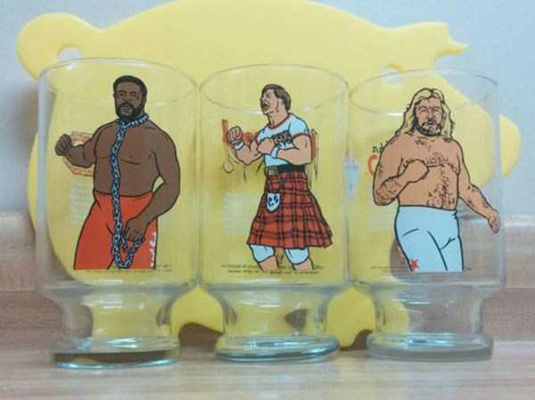 Thrift Stores Are Awesome (23 photos)