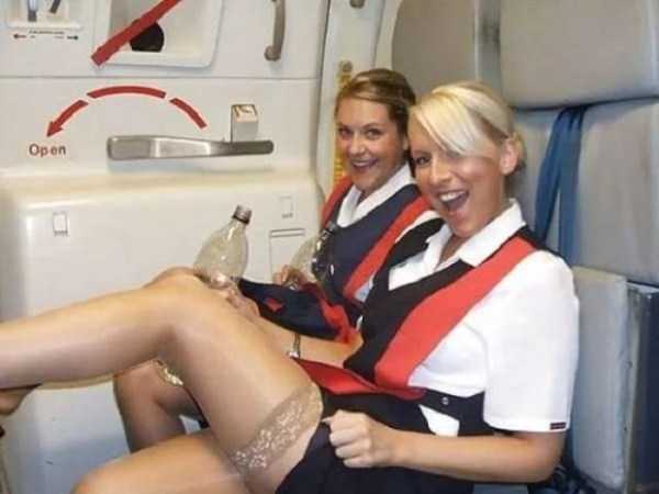 Hot Stewardesses Revealing a Bit Too Much (46 photos)