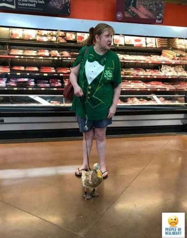 Cringe Inducing Walmart Weirdos (46 photos)