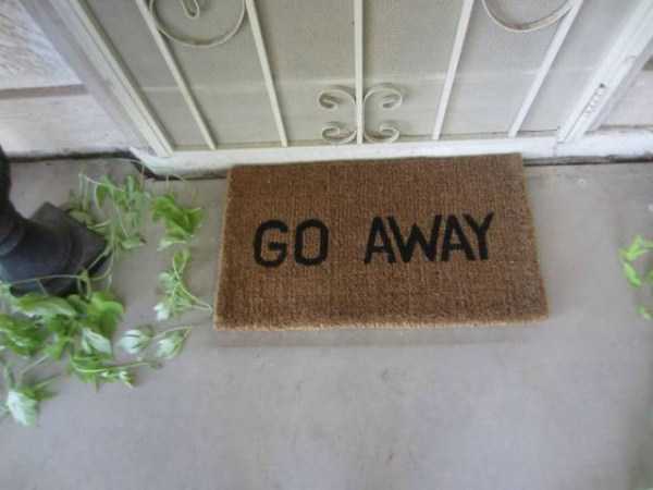 47 Ultimately Creative Doormats (47 photos)