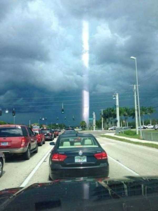 pics taken at the perfect moment 36 45 Perfectly Timed Photos