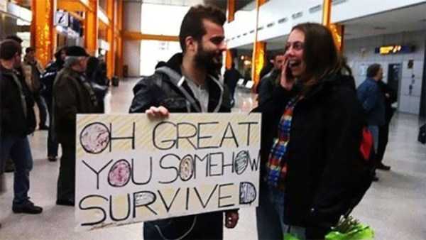 Funny And Creative Airport Greetings (40 photos)