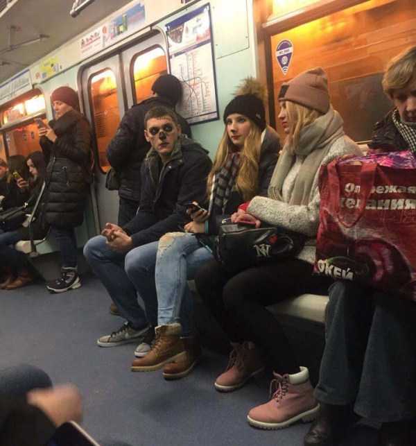 weird russian subway fashion 18