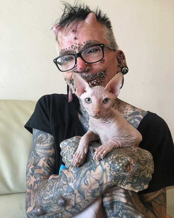 Scary Body Mods (30 photos)