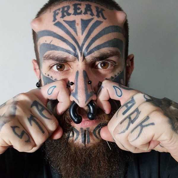 Scary Body Mods (30 photos)