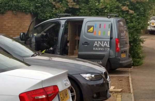 Hilarious Advertising On Vehicles (35 photos)