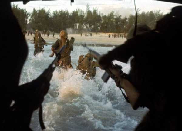 42 Color Photos From The Vietnam War (42 photos)