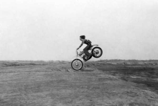 56 Perfectly Timed Photos