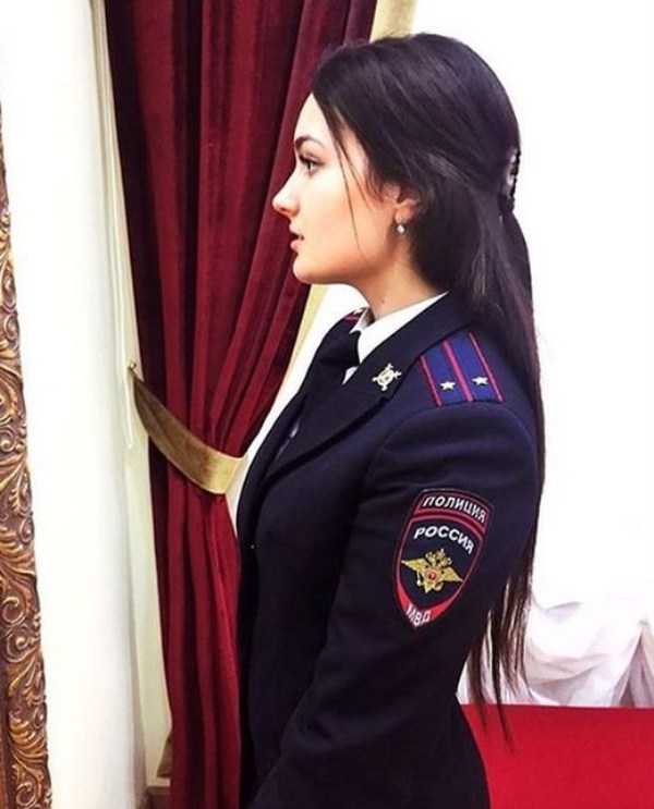 Beautiful Russian Girls In Uniforms (36 photos)