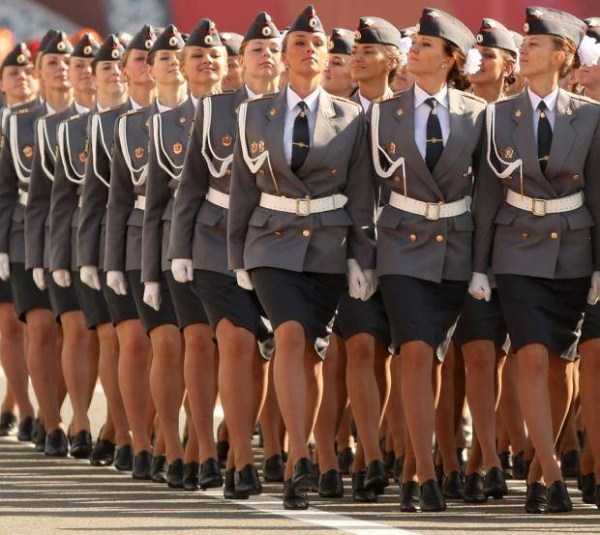 Beautiful Russian Girls In Uniforms (36 photos)