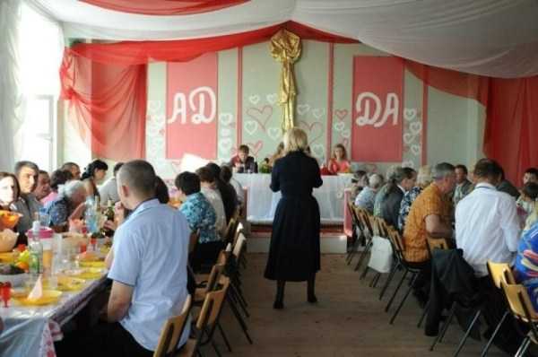 wtf russian wedding pics 10 25 Trashy Russian Wedding Photos