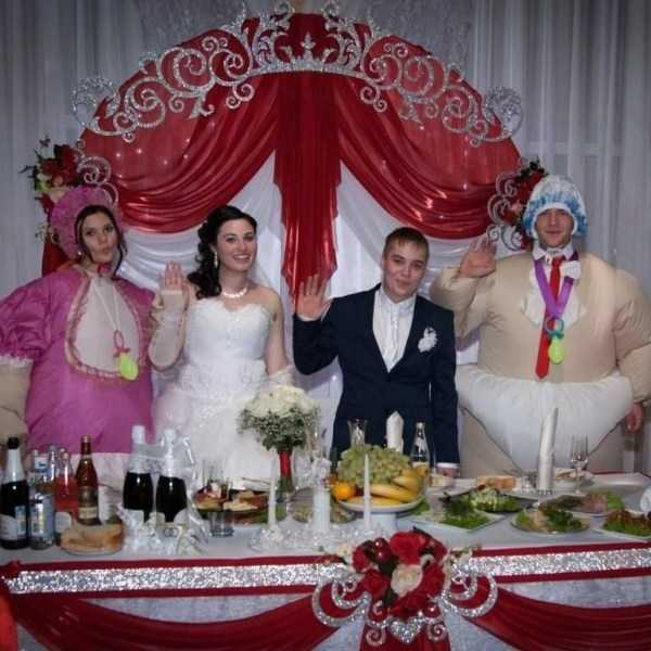 wtf russian wedding pics 15 25 Trashy Russian Wedding Photos