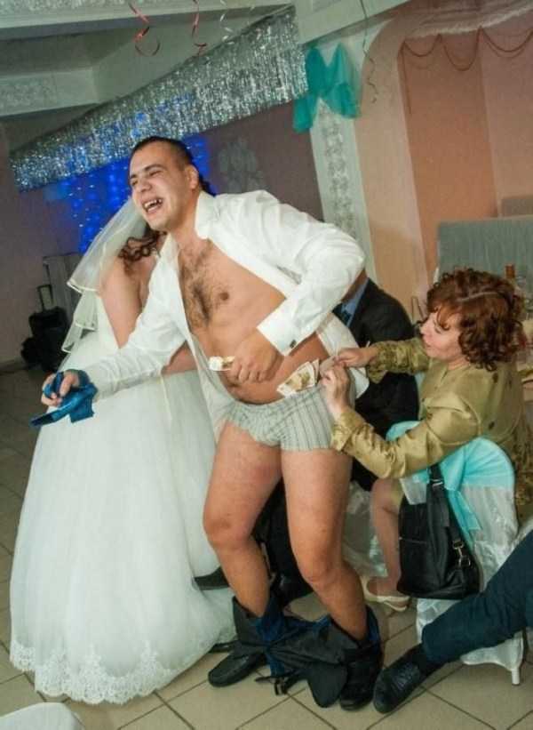 wtf russian wedding pics 23 25 Trashy Russian Wedding Photos