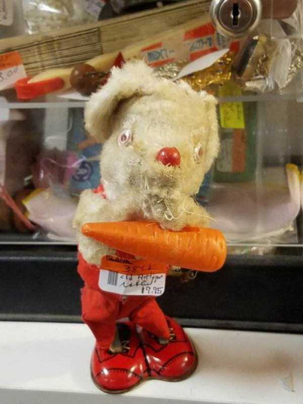 48 Fabulous Items Found In Thrift Stores (48 photos)