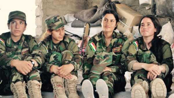 Brave Kurdish Female Fighters (39 photos)