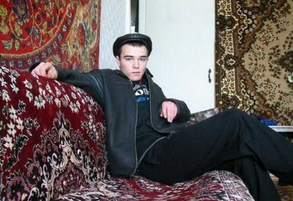 Russians Are Obsessed With Carpets (32 photos)