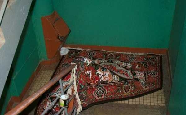 Russians Are Obsessed With Carpets (32 photos)