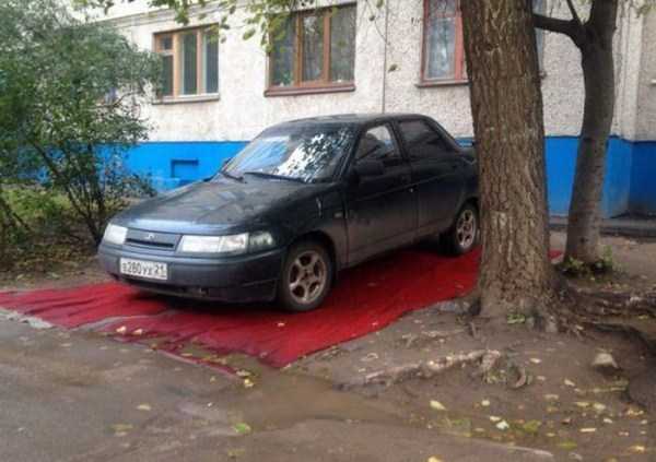 Russians Are Obsessed With Carpets (32 photos)