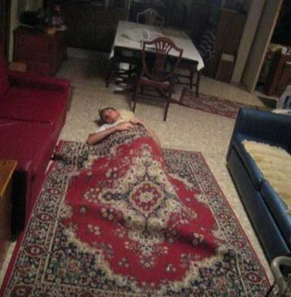 Russians Are Obsessed With Carpets (32 photos)
