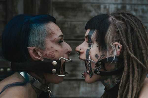 Creepy People Who Deliberately Ruined Their Bodies (36 photos)