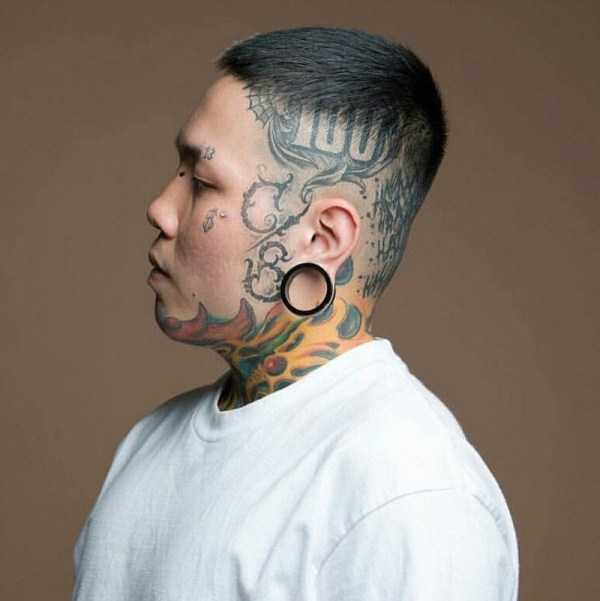 Creepy People Who Deliberately Ruined Their Bodies (36 photos)