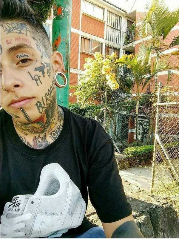 Creepy People Who Deliberately Ruined Their Bodies (36 photos)