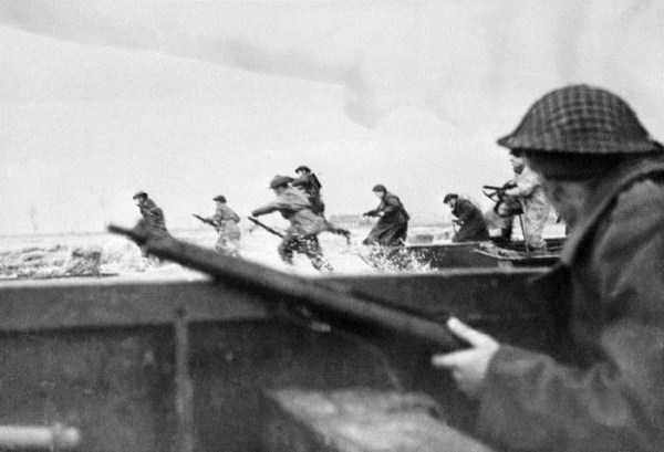56 Rarely Seen D Day Photos