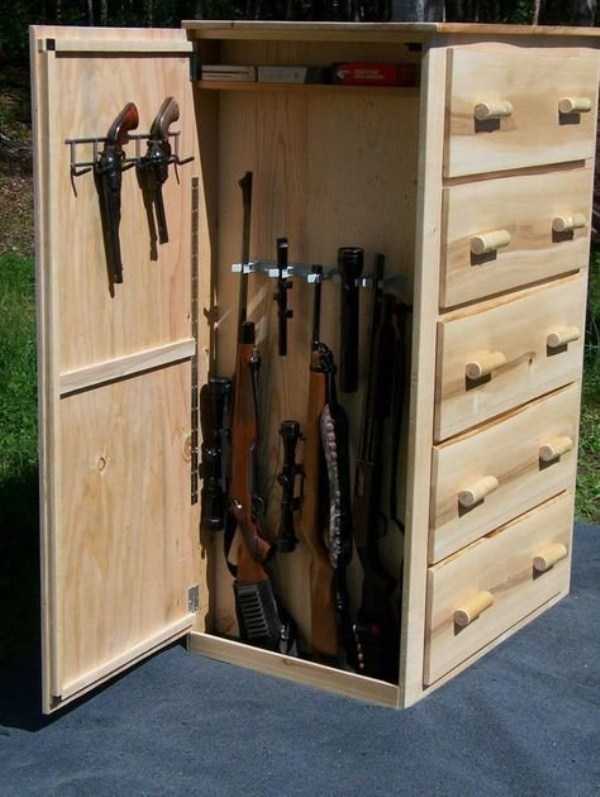 gun stash 5 Cool Weapon Stashes (38 photos)