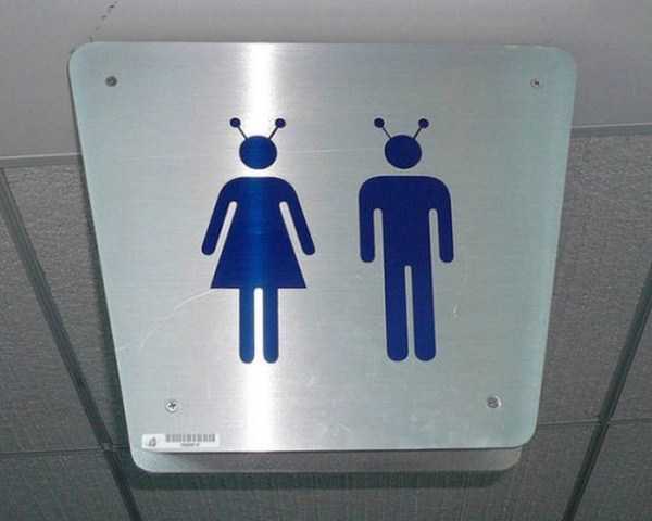 hilarious toilet signs 14