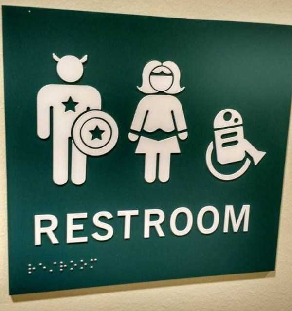 28 Funny Restroom Signs (28 photos)