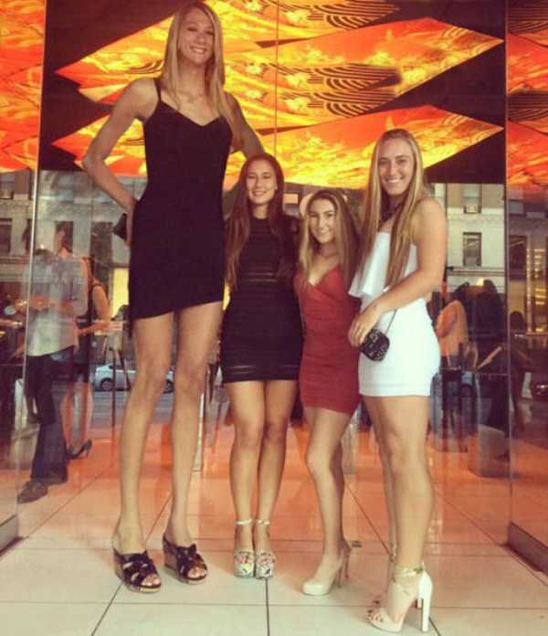 really tall girls 10