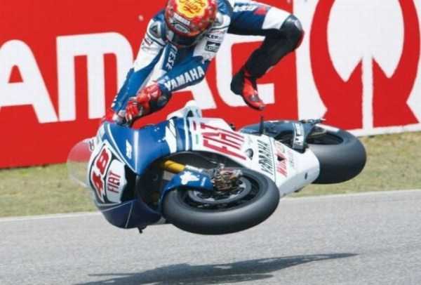 73 Perfectly Timed Photos