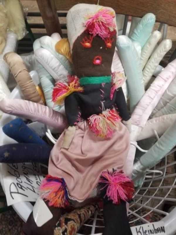 56 WTF Things Found In Thrift Stores (56 photos)