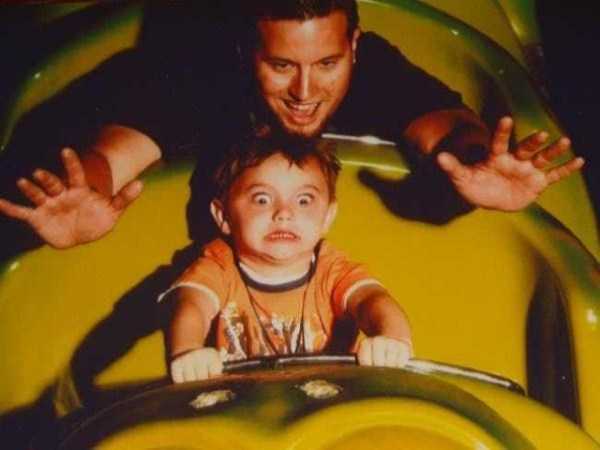 Terrified Roller Coaster Faces (40 photos)