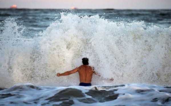 55 Perfectly Timed Photos