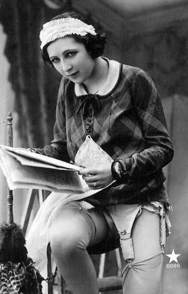 Playful Maids Of The 1920s (32 photos)