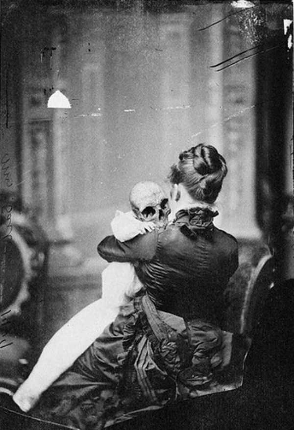 81 Scary Vintage Pictures (81 photos)