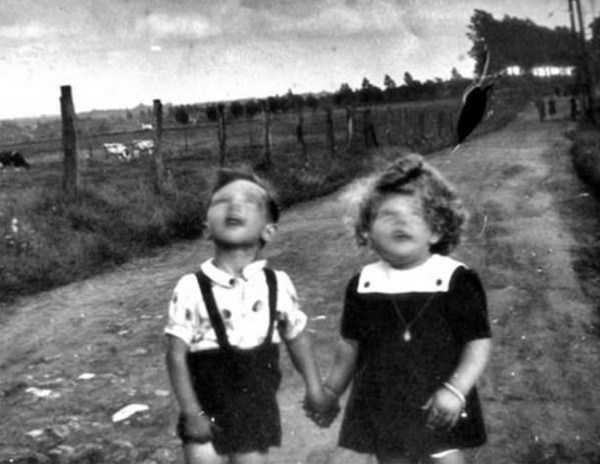 81 Scary Vintage Pictures (81 photos)