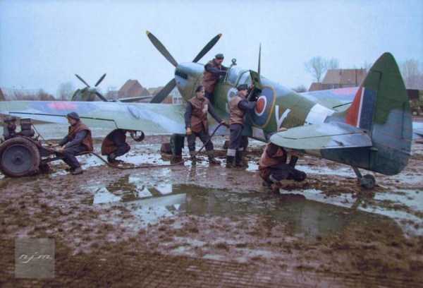 48 Realistically Colorized WWII Photos