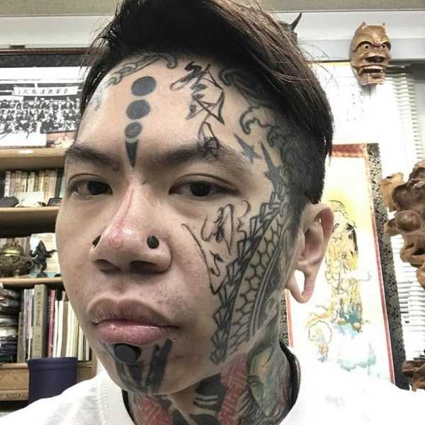 33 Insane Body Modifications That Will Leave You In Disbelief (33 photos)