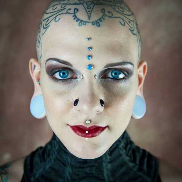 33 Insane Body Modifications That Will Leave You In Disbelief (33 photos)