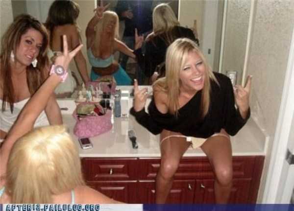 Drunk Females (31 photos)