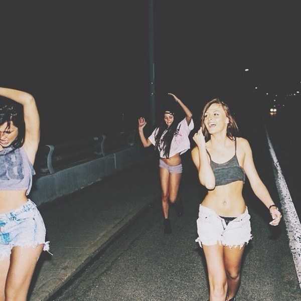 Drunk Females (31 photos)