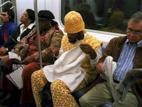 Meanwhile On Public Transportation (52 photos)